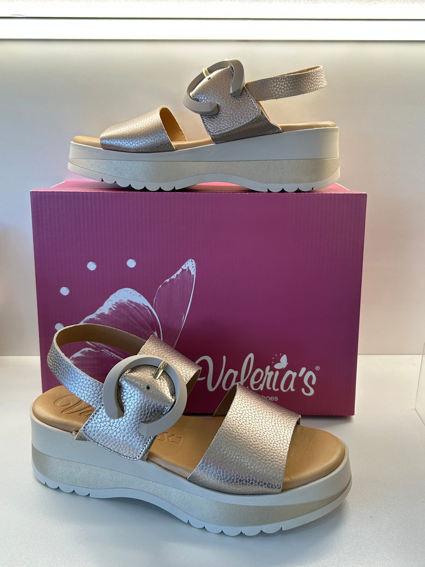 Valeria's 2621 Taupe Comfort Sandals