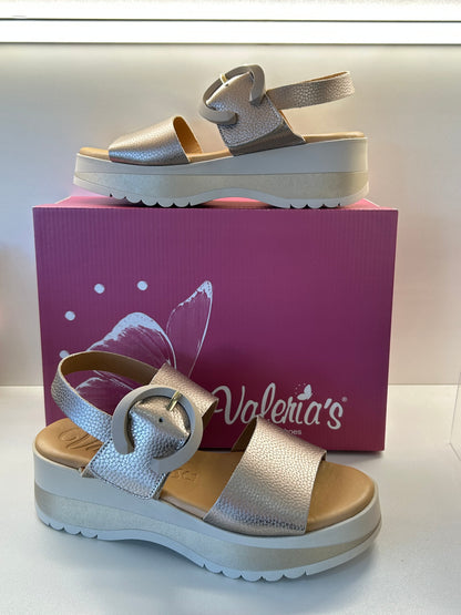 Valeria's 2621 Taupe Comfort Sandals
