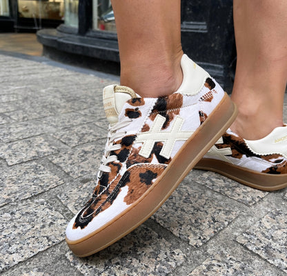 Another Trend A032A4A7 Vaca Cow Print Trainers