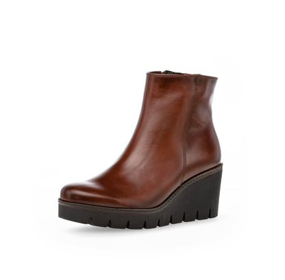 Gabor 74.780.24 Sattel Brown Wedge Boots