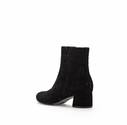 Gabor 75.680.17 Black Block Heel Ankle Boots