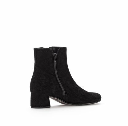 Gabor 75.680.17 Black Block Heel Ankle Boots