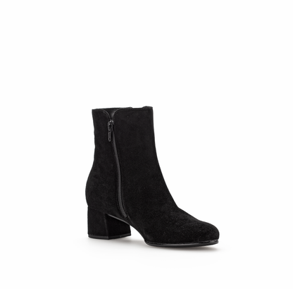 Gabor 75.680.17 Black Block Heel Ankle Boots