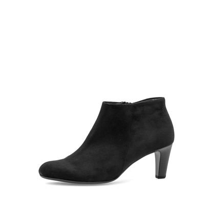 Gabor 75.850.47 Black Funnel Heel Boots
