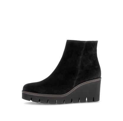 Gabor 8045.01.002 Black Suede Wedge Boots