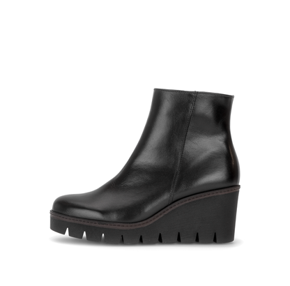 Gabor 8045.01.004 Black Wedge Ankle Boots