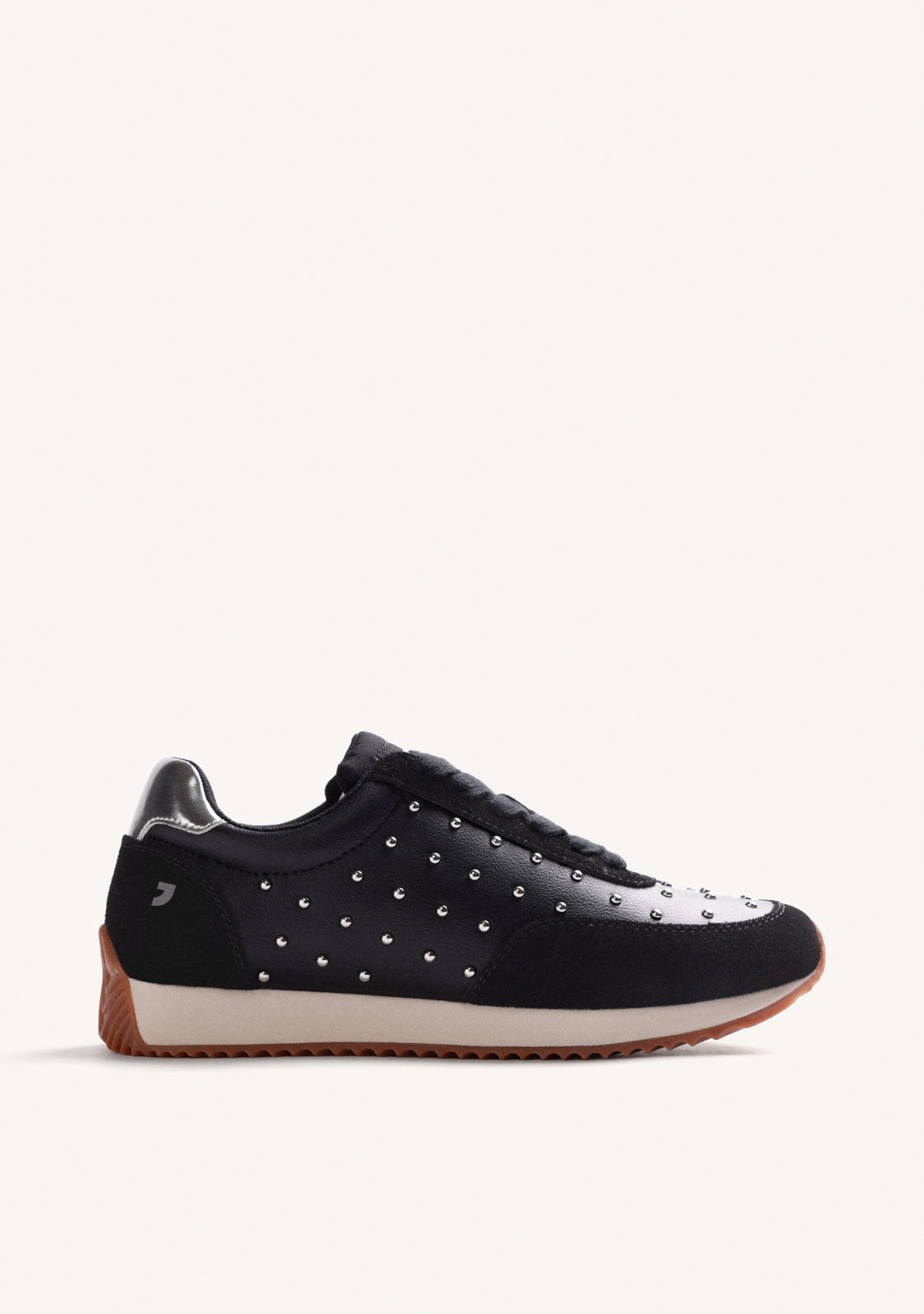 Gioseppo 80657-80657 Black Stud Trainers
