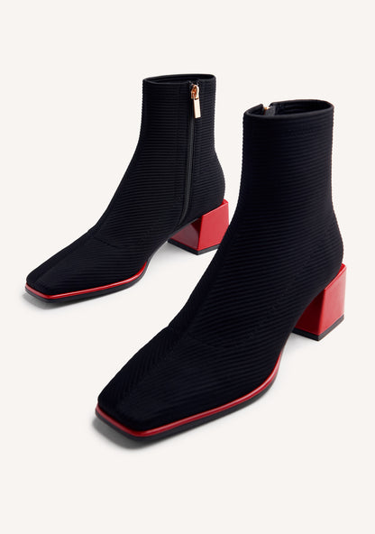 Gioseppo 80683-80683 Black Ankle Sock Boots