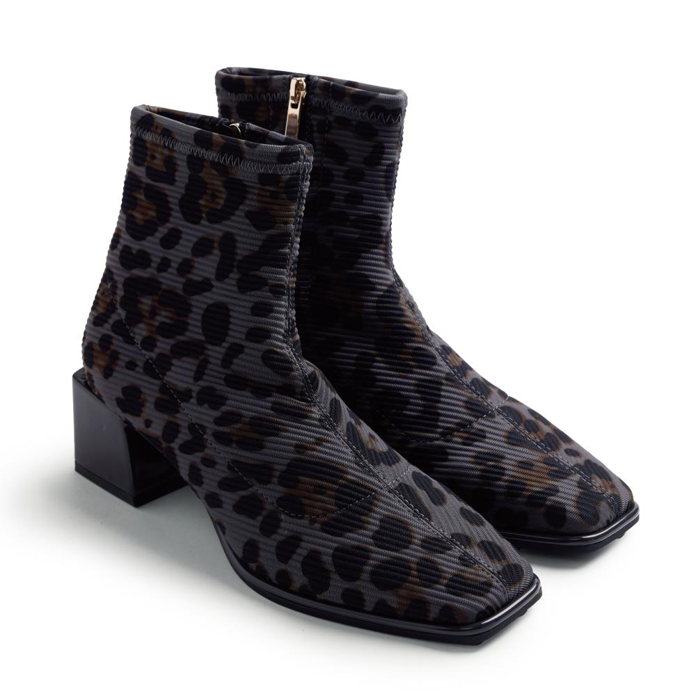 Gioseppo 80794-80794 Grey Leopard Print Ankle Sock Boots