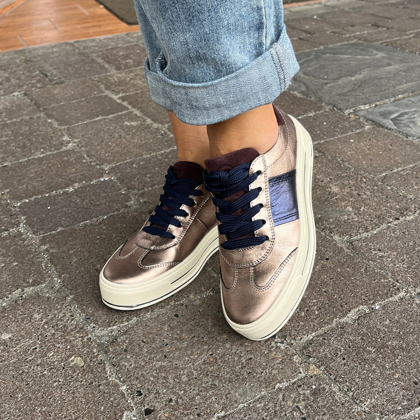 Ara 12-23012 05 Canberra 3.0 H Fit Bronze & Navy Metallic Sneakers with Plum Heel