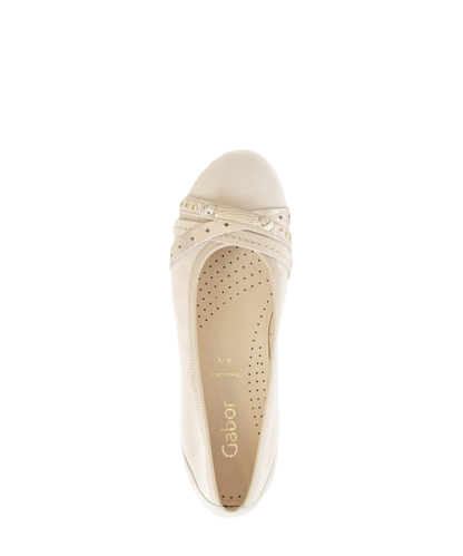 Gabor 84.162.12 Oak Beige Combi Slip On Pumps
