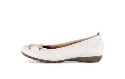 Gabor 84.166.20 Latte Cream & Puder Gold F Fit Slip On Pumps