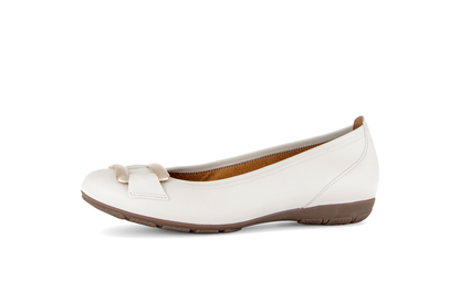 Gabor 84.166.20 Latte Cream & Puder Gold F Fit Slip On Pumps