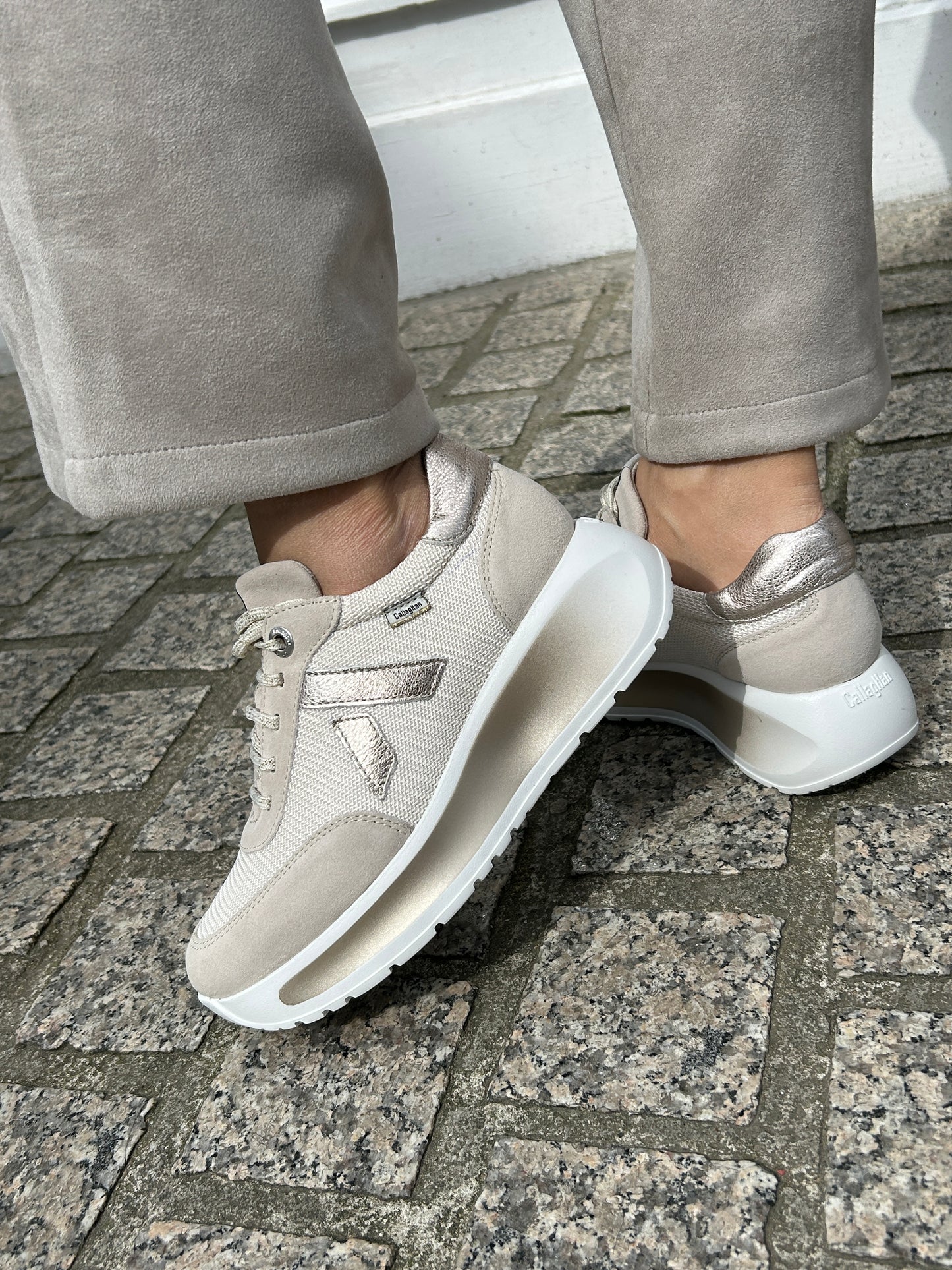 Callaghan 61609 Beige & Gold Sneakers