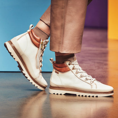 Pikolinos Vigo W3W-8564C1 Nata Cream Lace Ankle Boots