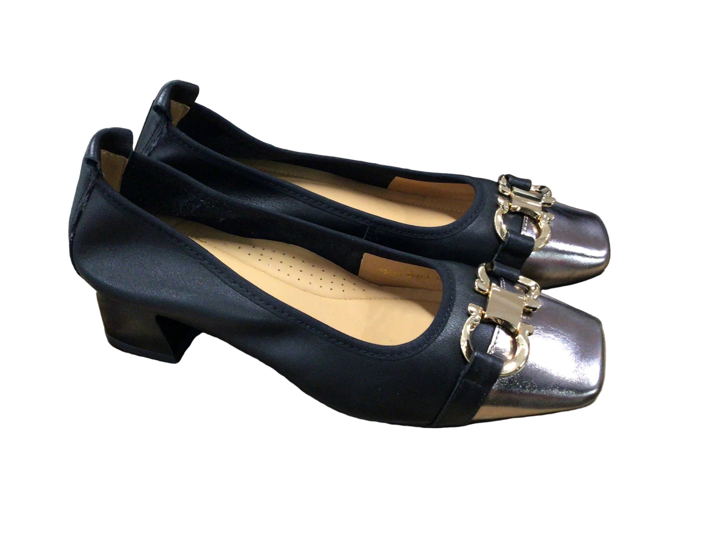 Loretta Vitale W5354 Black & Gold Bar Slip On