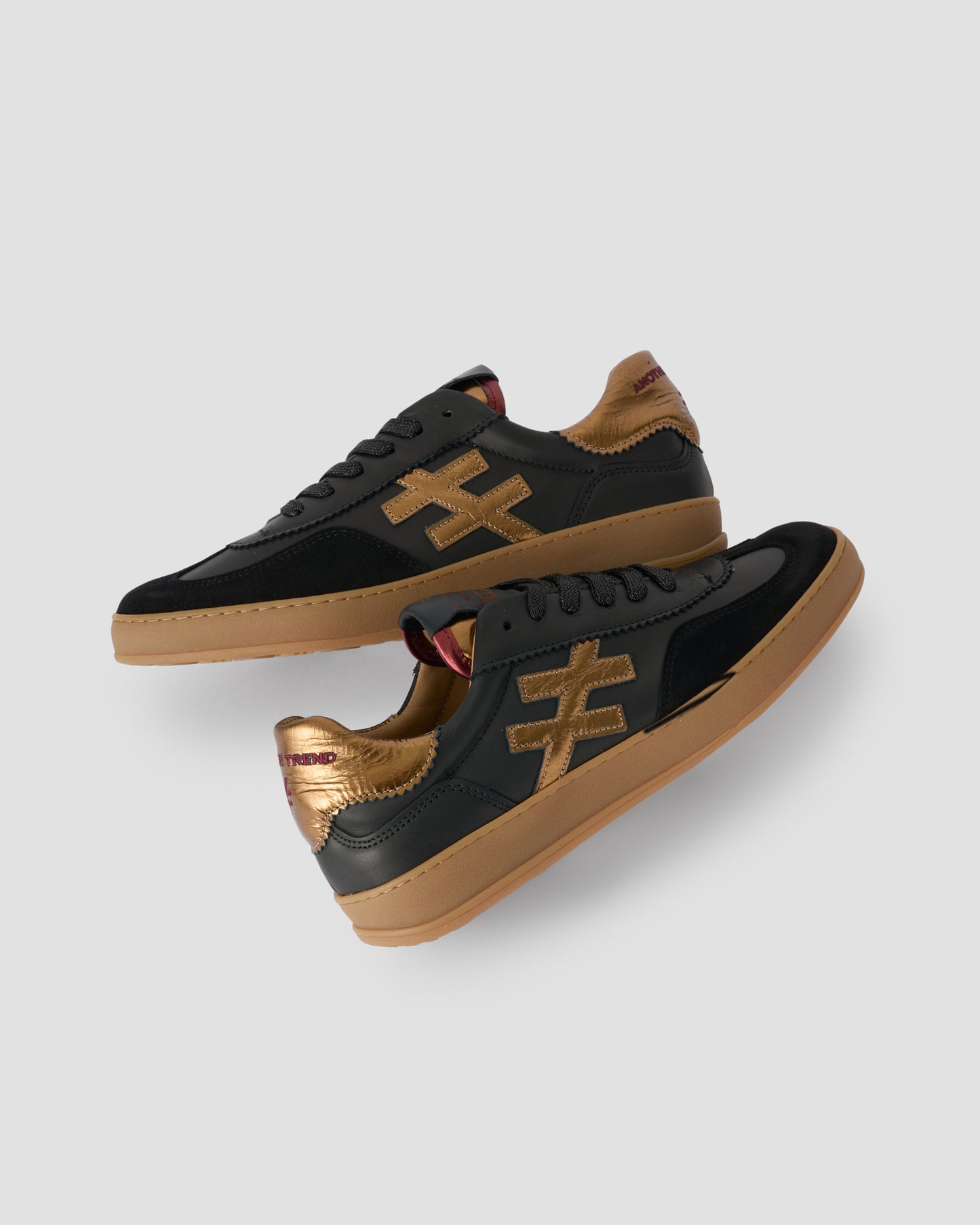 Another Trend A0320385 Komba Black & Dark Gold Trainers