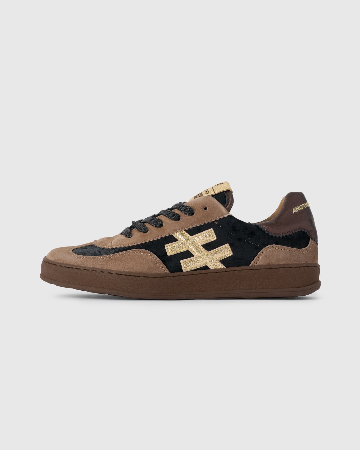 Another Trend A0328115 Ante+Terciopelo Tostado Brown & Light Gold Trainers