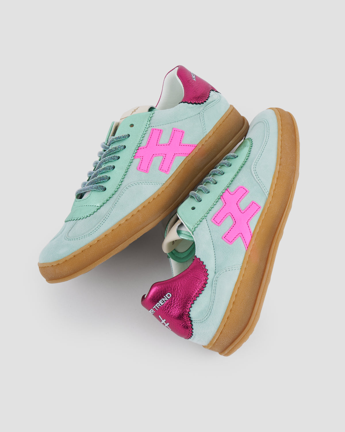 Another Trend A032M368 Mint Trainers with Pink Back