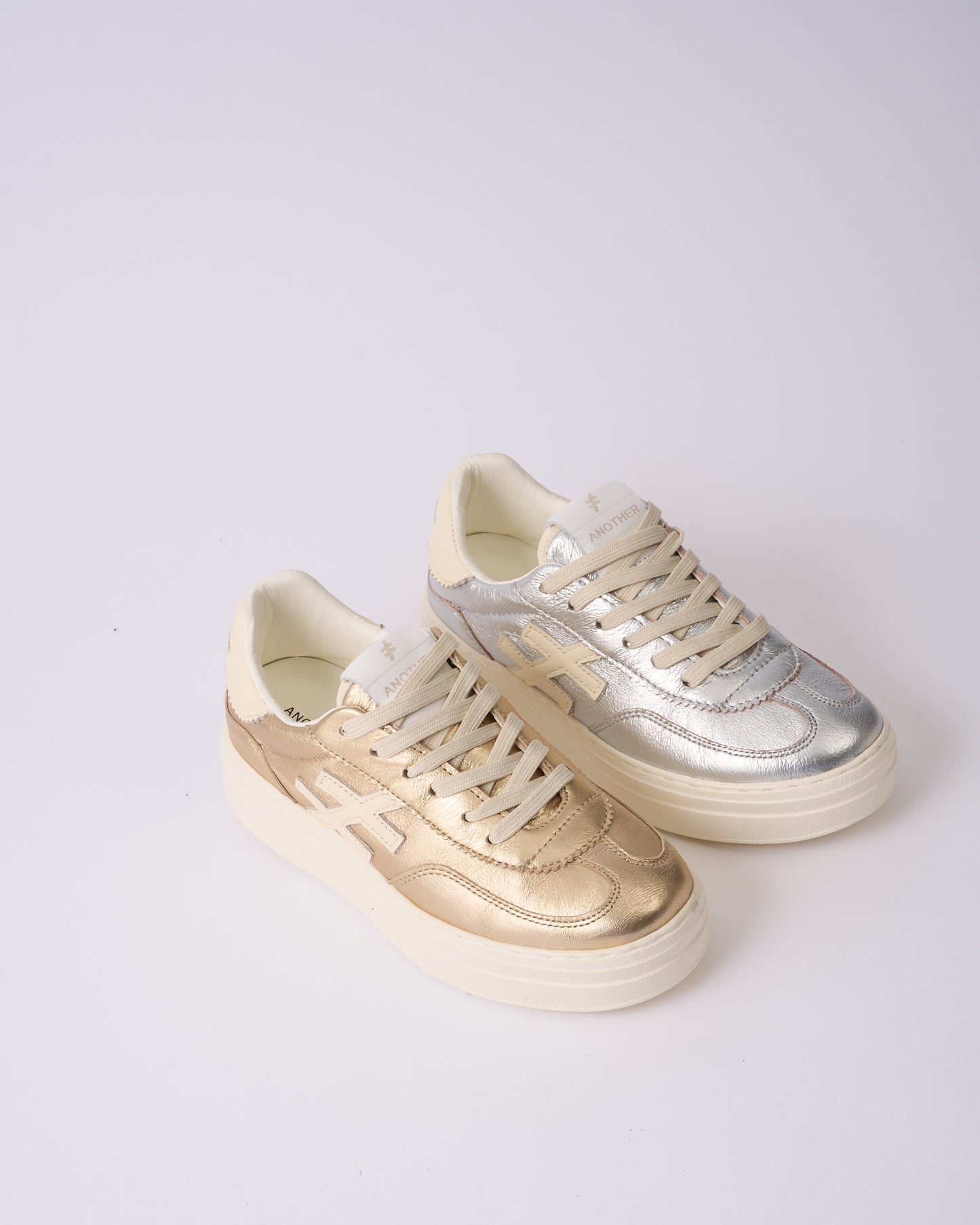 Another Trend A0352643 Platino Gold & Cream Trim Thick Sole Trainers