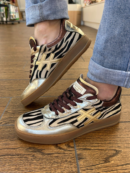 Another Trend A0349043 Zebra+Las Vegas Platino Silver & Zebra Print Trainers