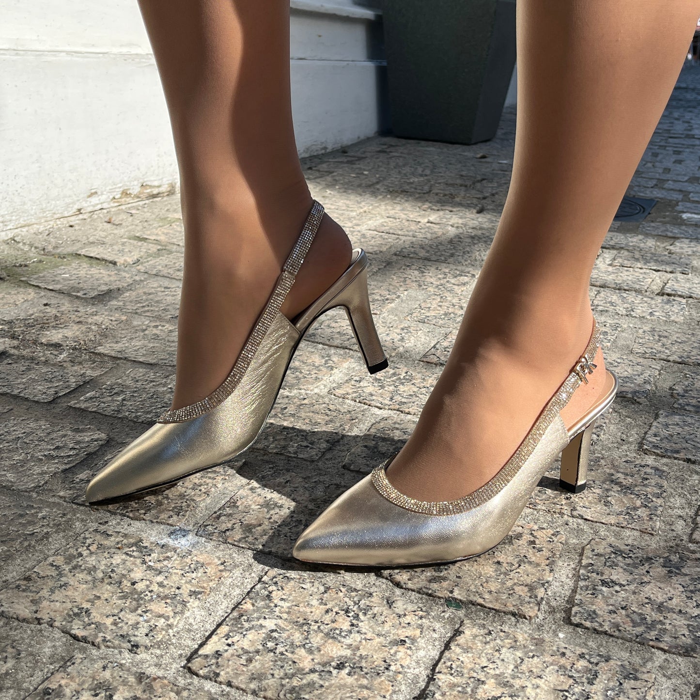 Peter Kaiser 9-79641-44-947 Gold Slingback Heels