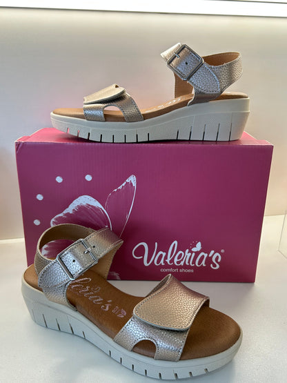 Valeria's 2659 Taupe Comfort Sandals