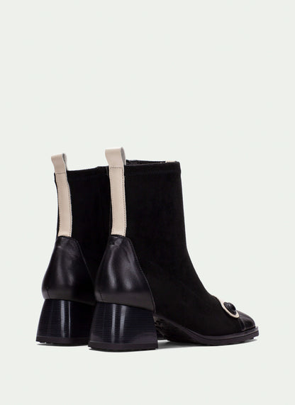 Hispanitas BHI254219 Black & Cream Velour Boots