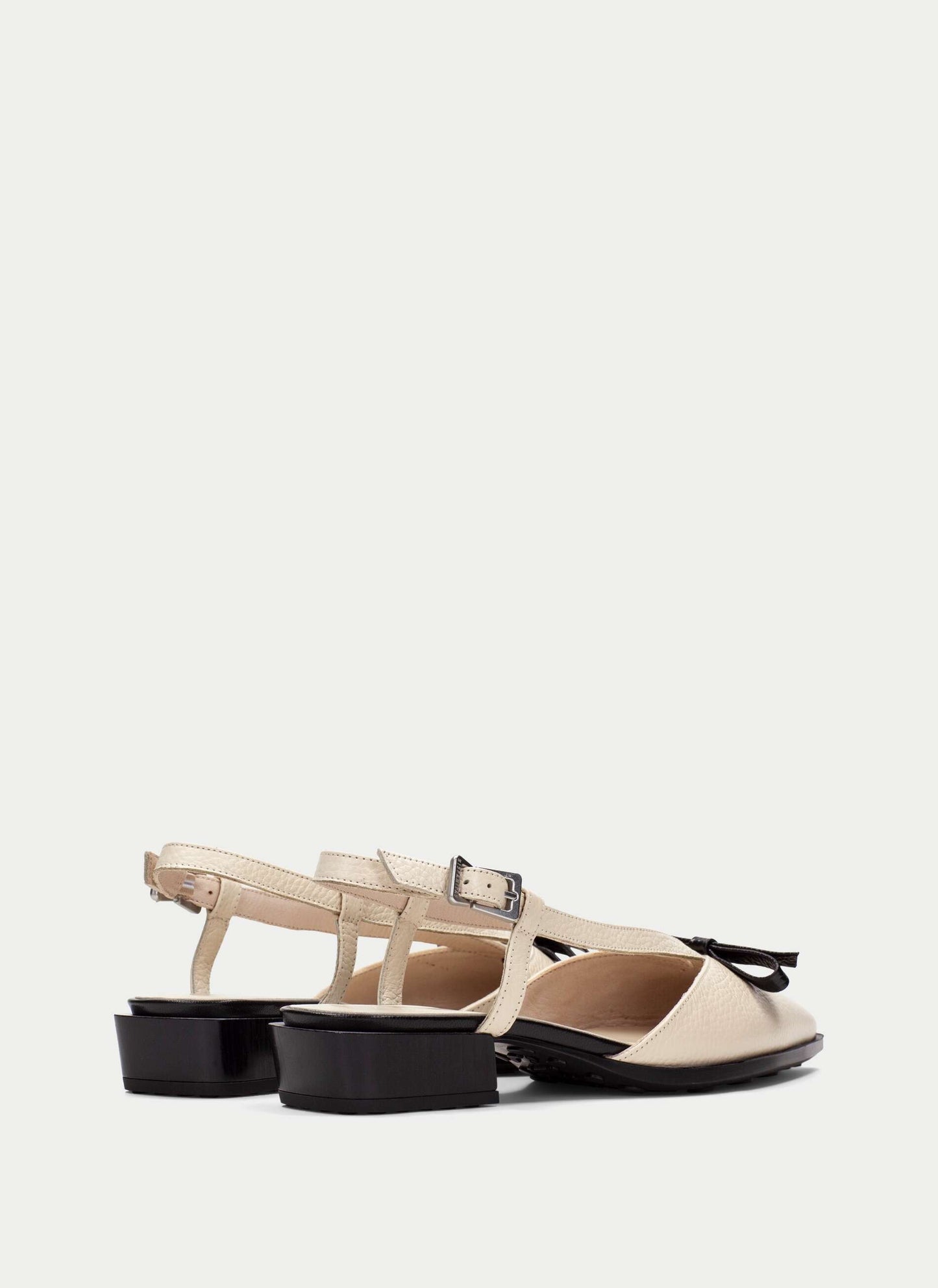 Hispanitas BHV264858 Butter & Black Slingback Shoes with Black Bow
