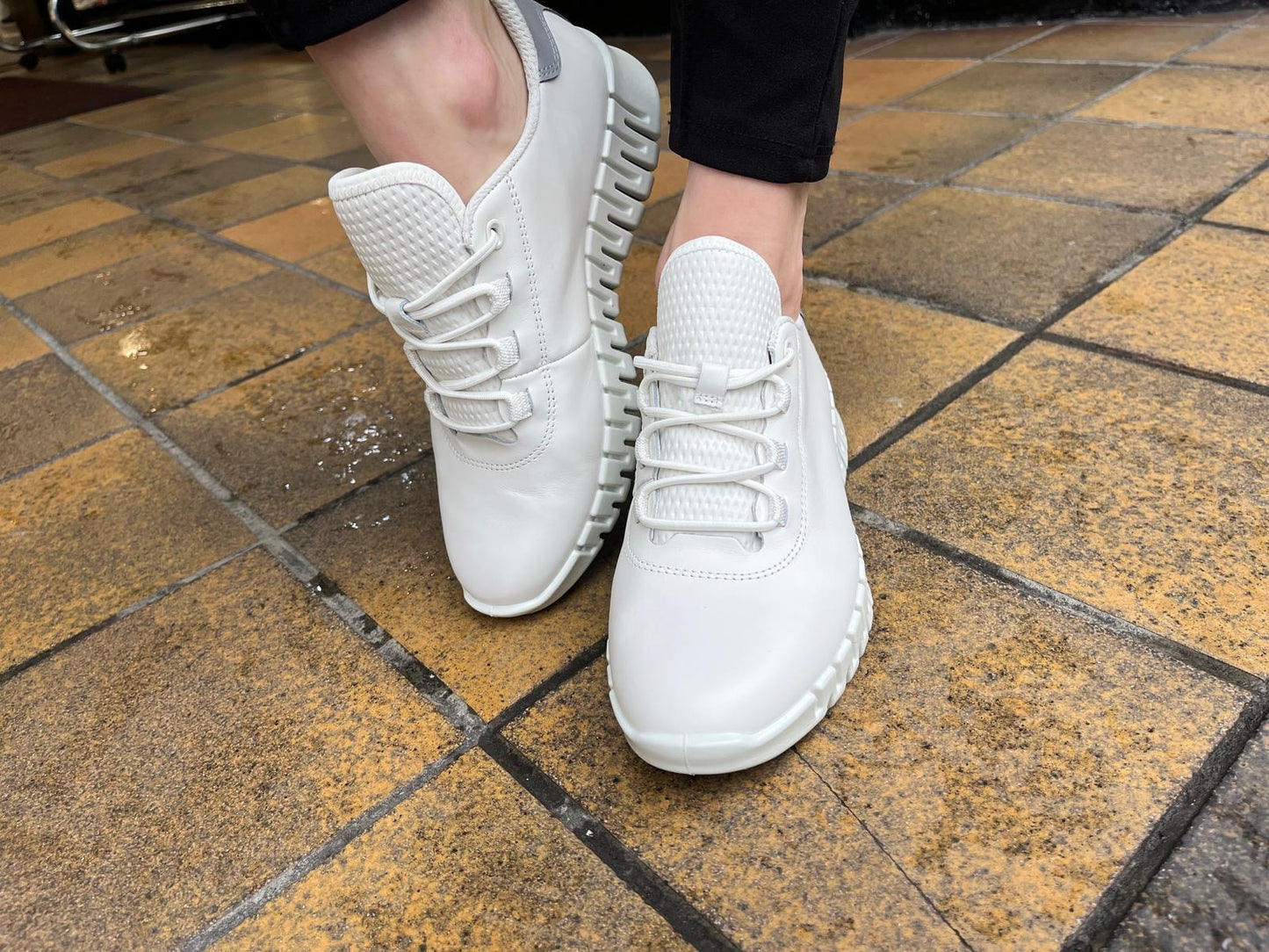 Ecco 218203 60718 Gruuv White/Light Grey Sneaker