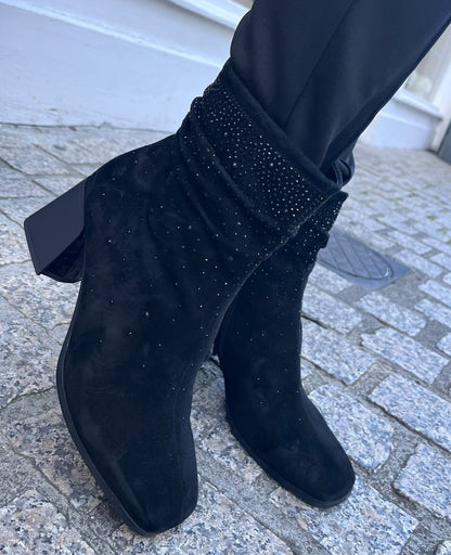 Loretta Vitale C96111 Black Suede with Sparkle Block Heel Boots
