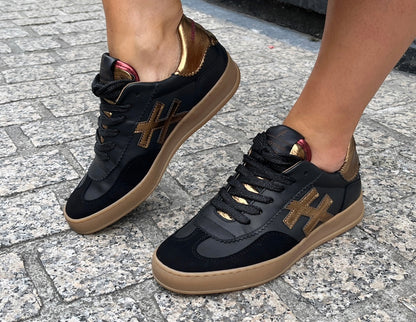 Another Trend A0320385 Komba Dark Gold Trainers