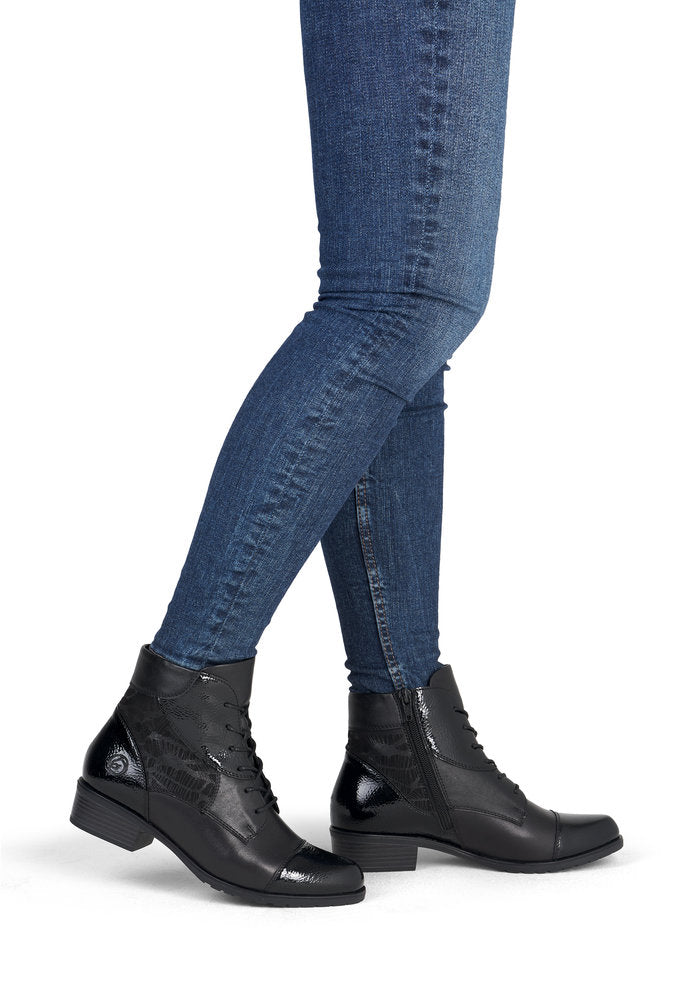 Remonte D6882-00 Black Ankle Boots