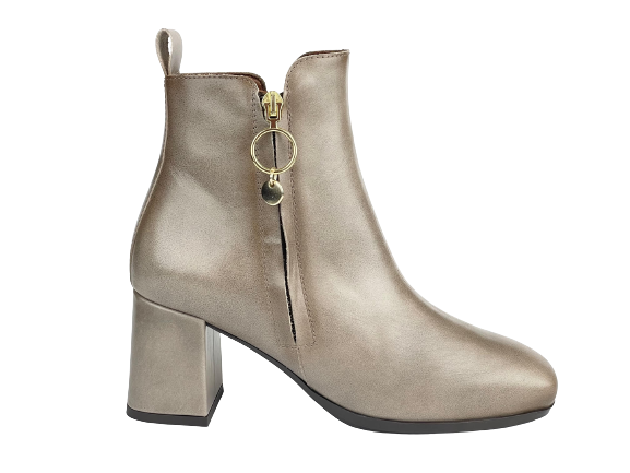 Desiree Shoes DAMI4 Diana Taupe Ankle Boots