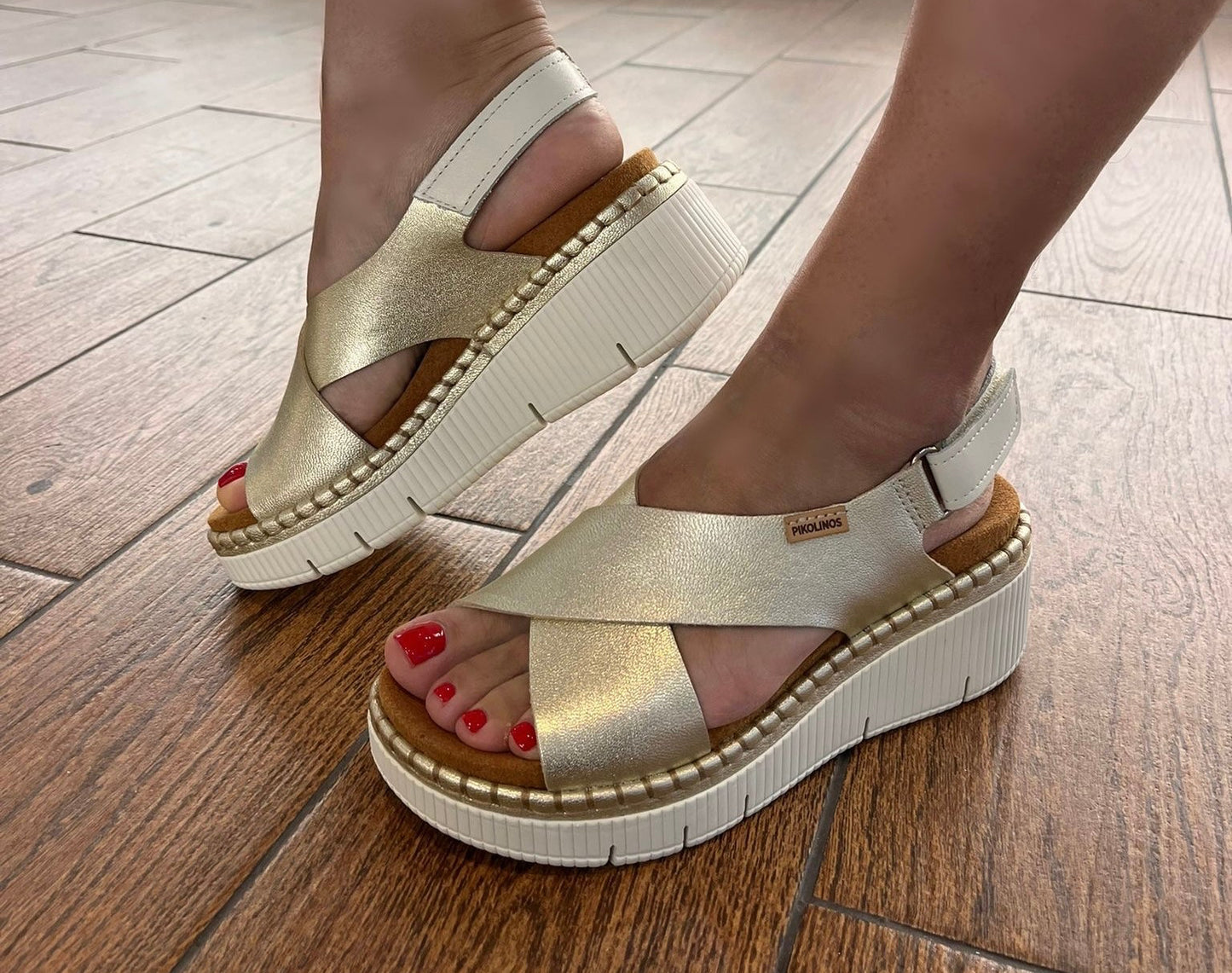 Pikolinos Gomera W0K-0606CLC1 799 Carrara Metallic Sandals