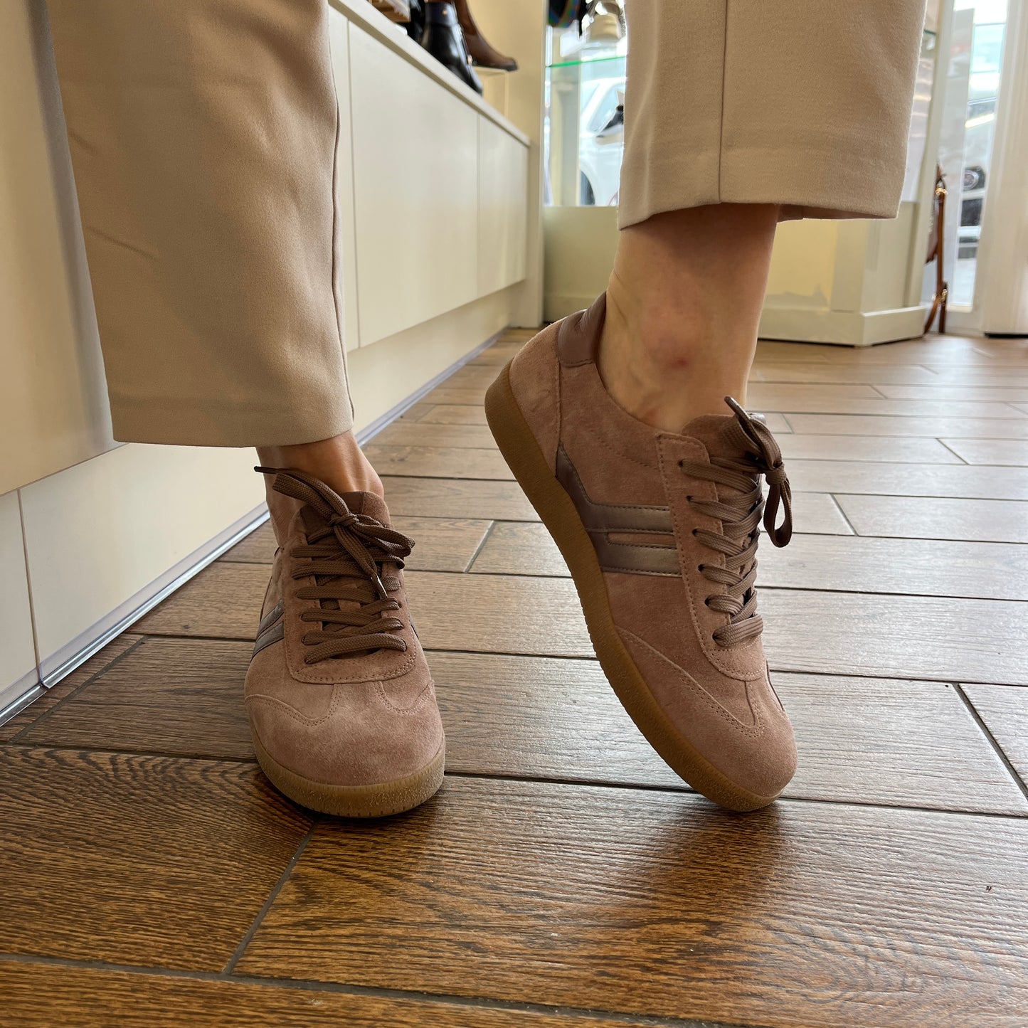Gabor 73.300.10 Dark Rose Trainers