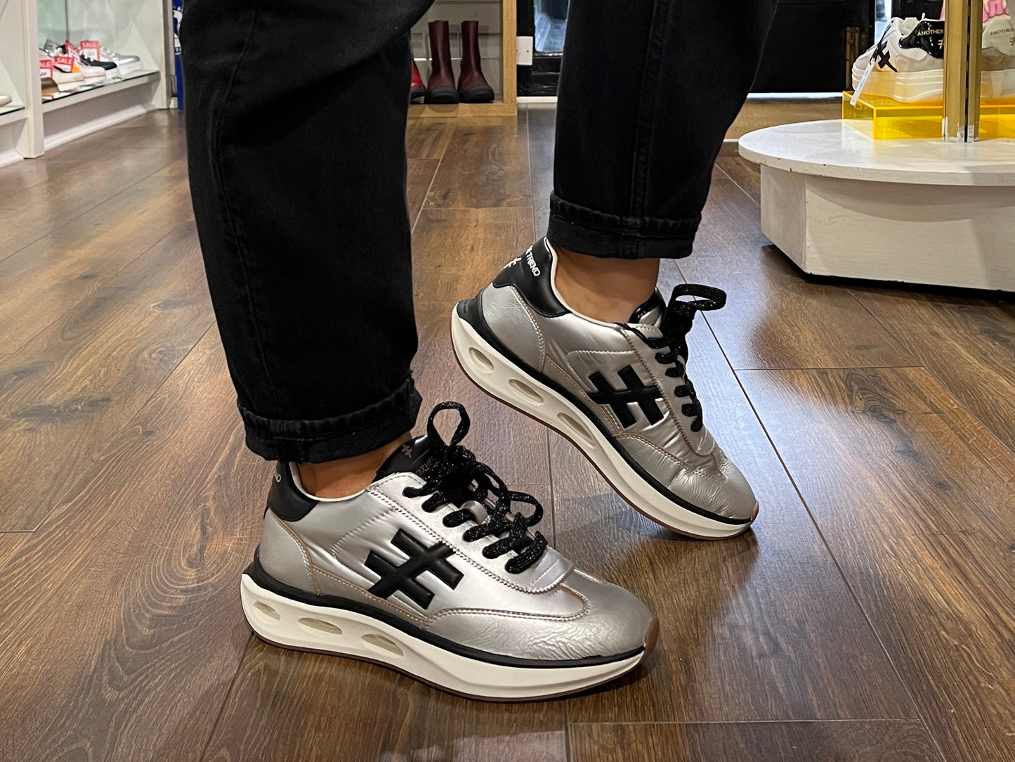 Another Trend A041V241 Plata Silver Trainers