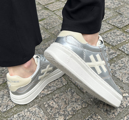 Another Trend A0352641 Plata Silver & Cream Thick Sole Trainers