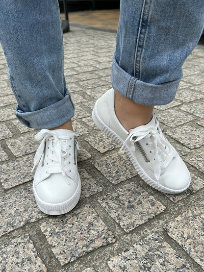 Gabor 83.334.21 White F Fit Sneakers with Zip