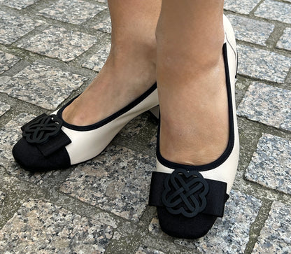Loretta Vitale W5341 Off White & Black Slip On Heels