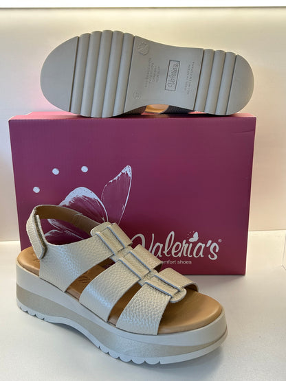 Valeria's 2620 Beige Comfort Sandals