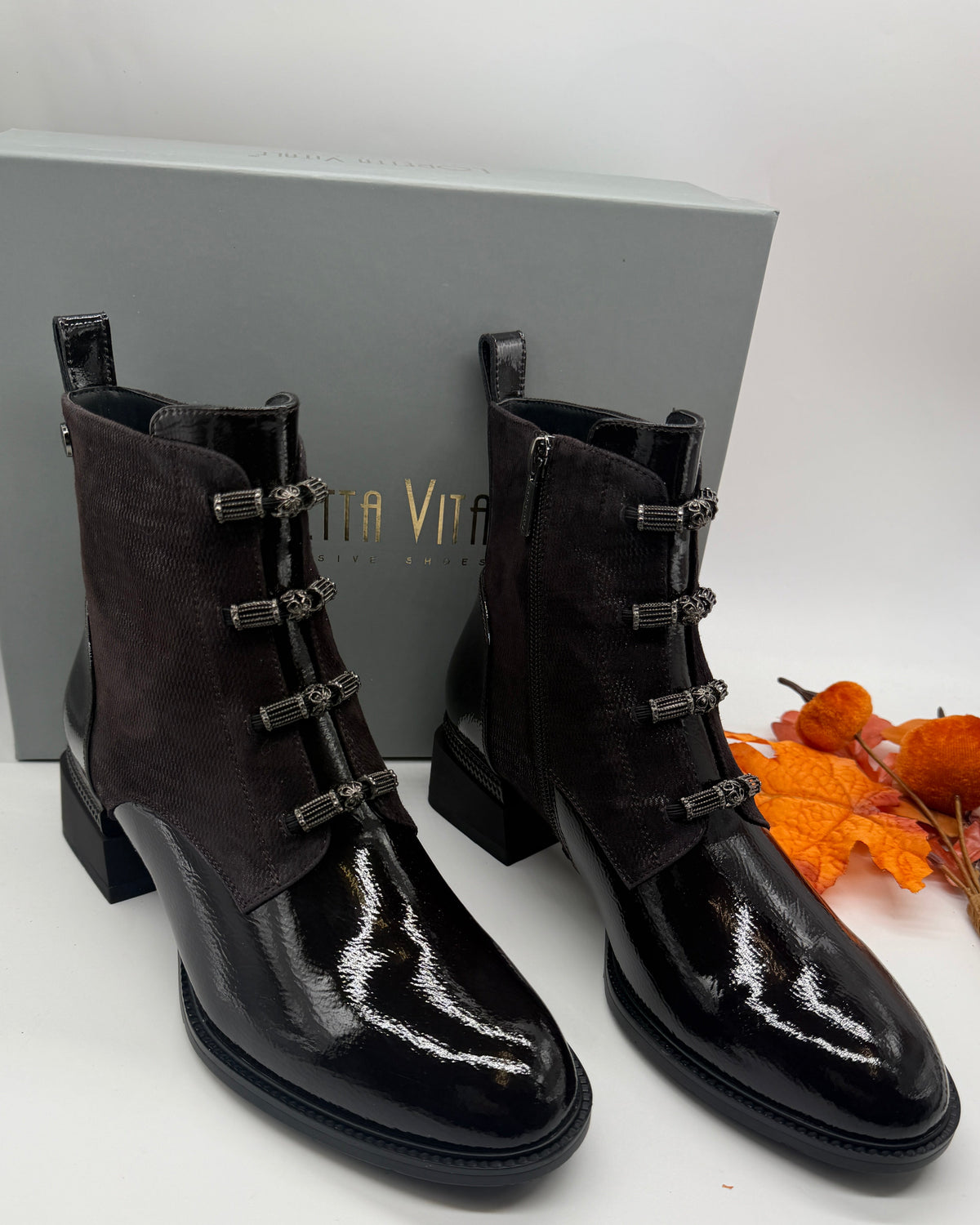 Loretta Vitale C38132 Chocolate Patent Boots