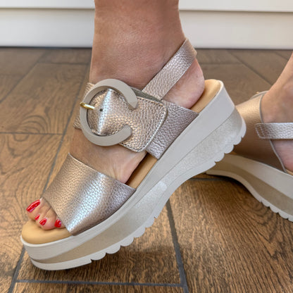 Valeria's 2621 Taupe Comfort Sandals