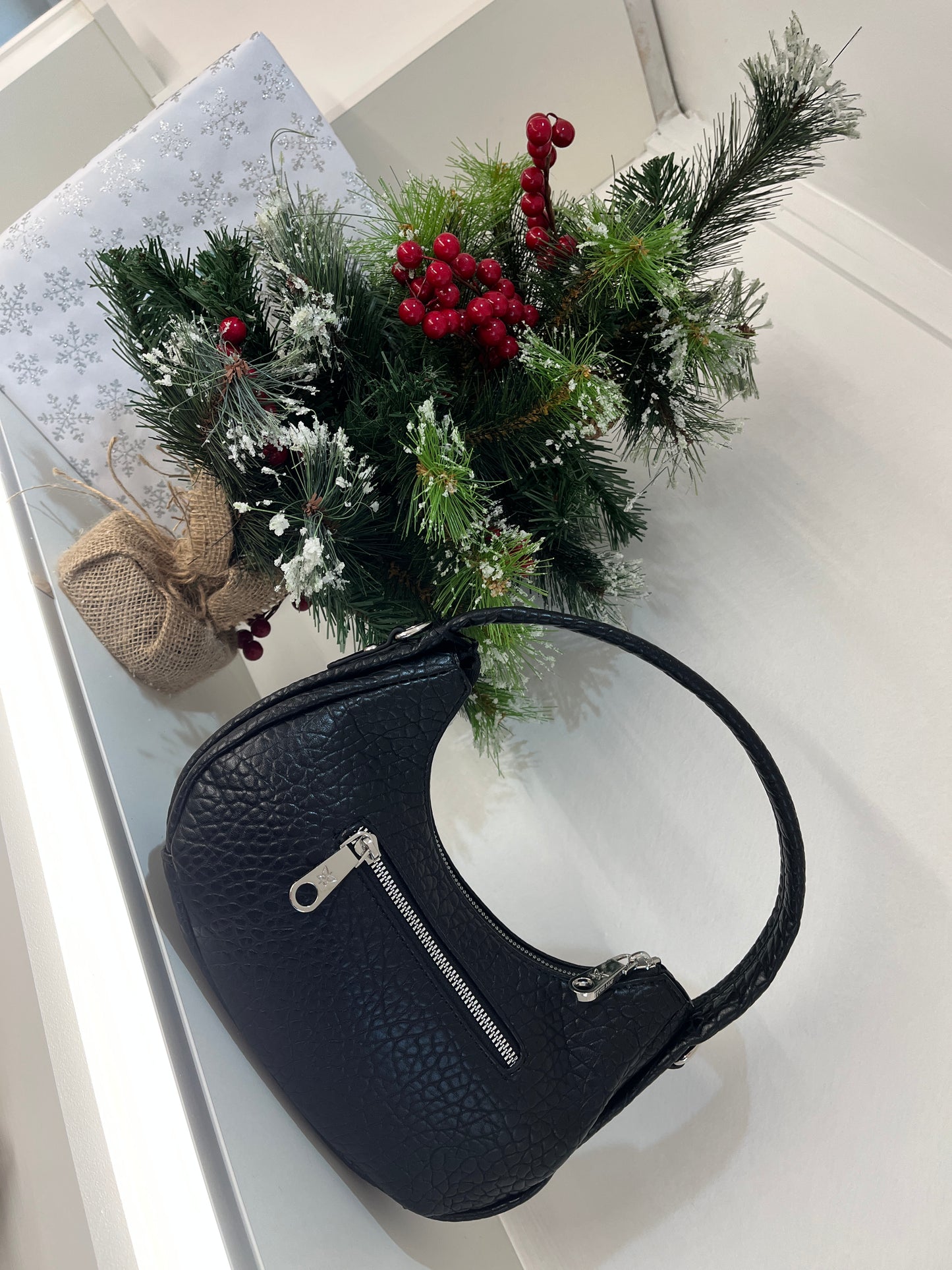 Pepe Moll 252293 Aitana Black Handbag