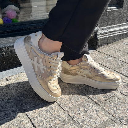 Another Trend A0352643 Platino Gold & Cream Trim Thick Sole Trainers