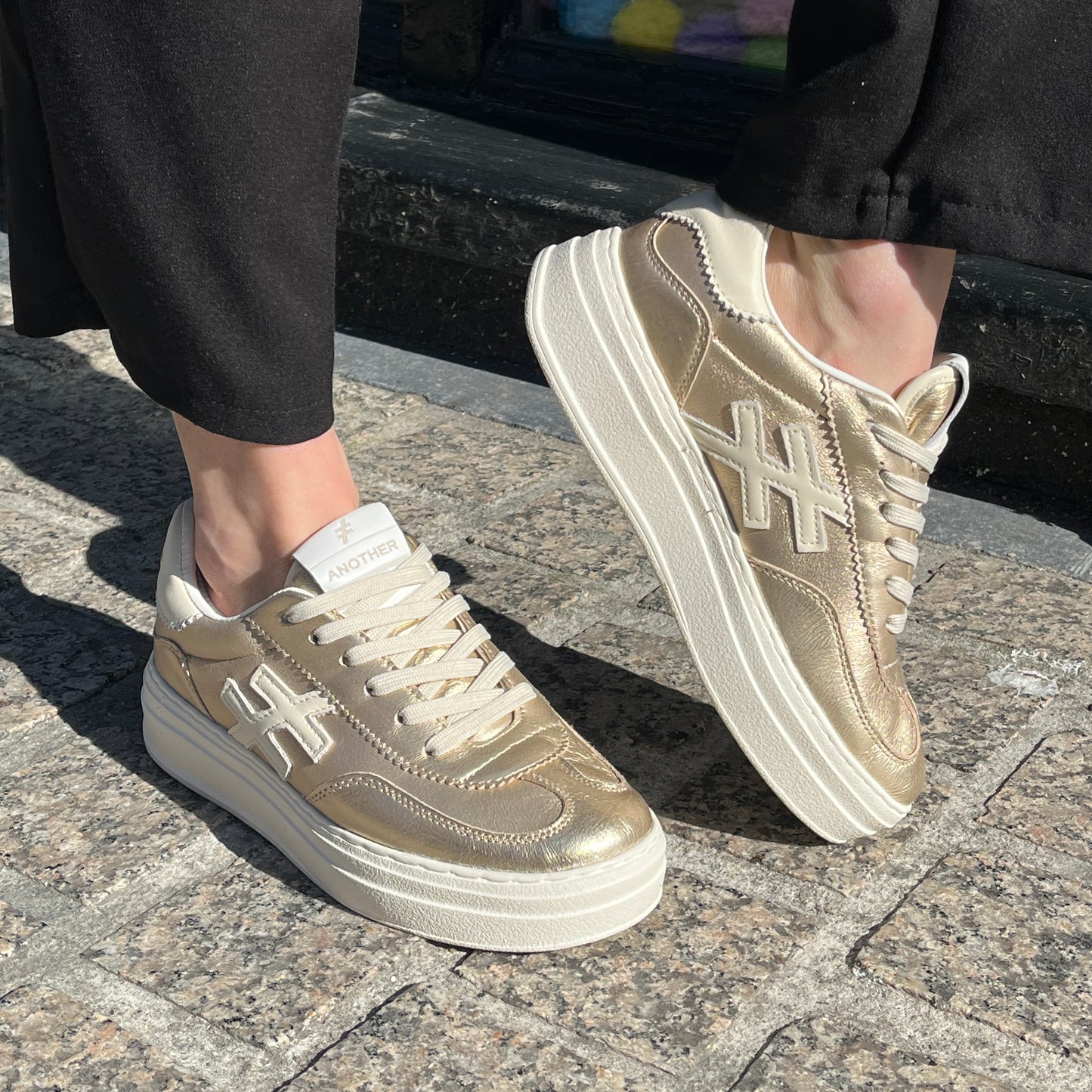Another Trend A0352643 Platino Gold & Cream Trim Thick Sole Trainers