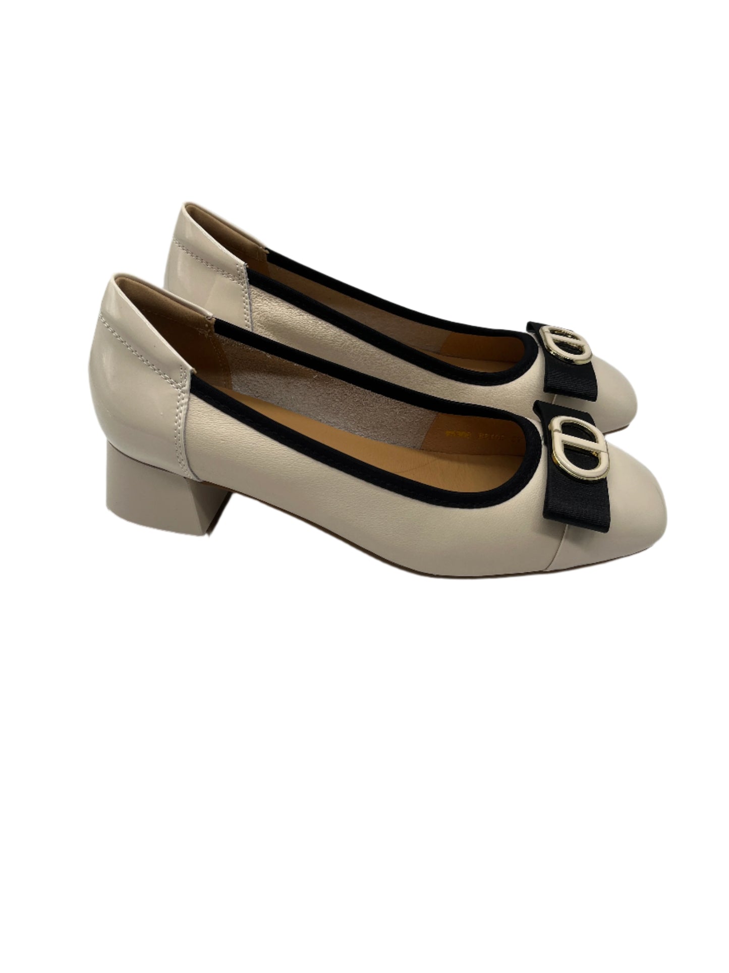 Loretta Vitale W5308 Cream Black Bow & Trim Slip On Shoes