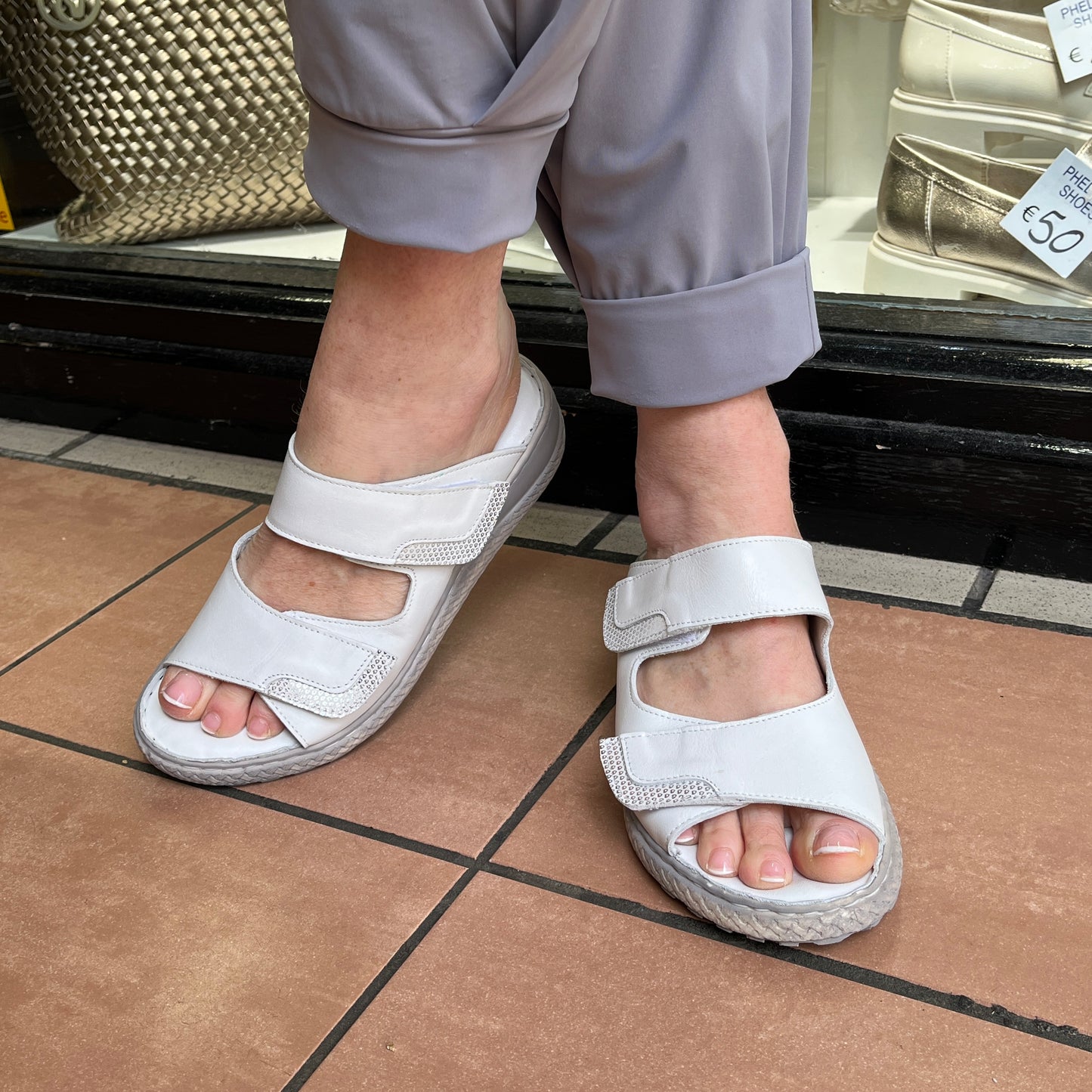 Zuekoos 101 Beyaz Bolonia Blanco White Slip On Sandals with 2 Velcro Strapsk
