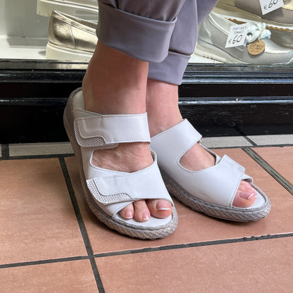 Zuekoos 101 Beyaz Bolonia Blanco White Slip On Sandals with 2 Velcro Strapsk