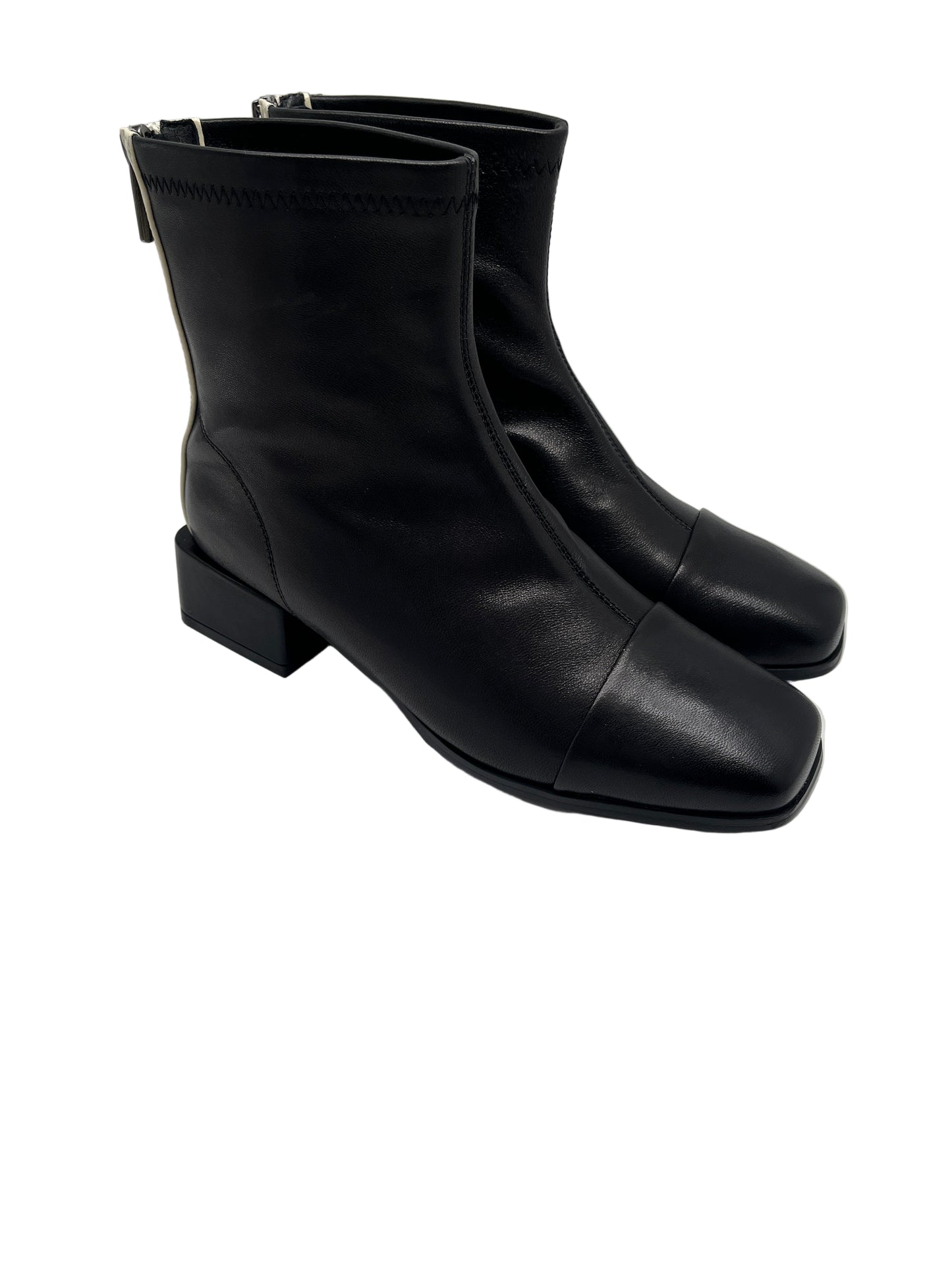 Loretta Vitale W5328B Black Ankle Boots with Cream Stripe & Back Zip